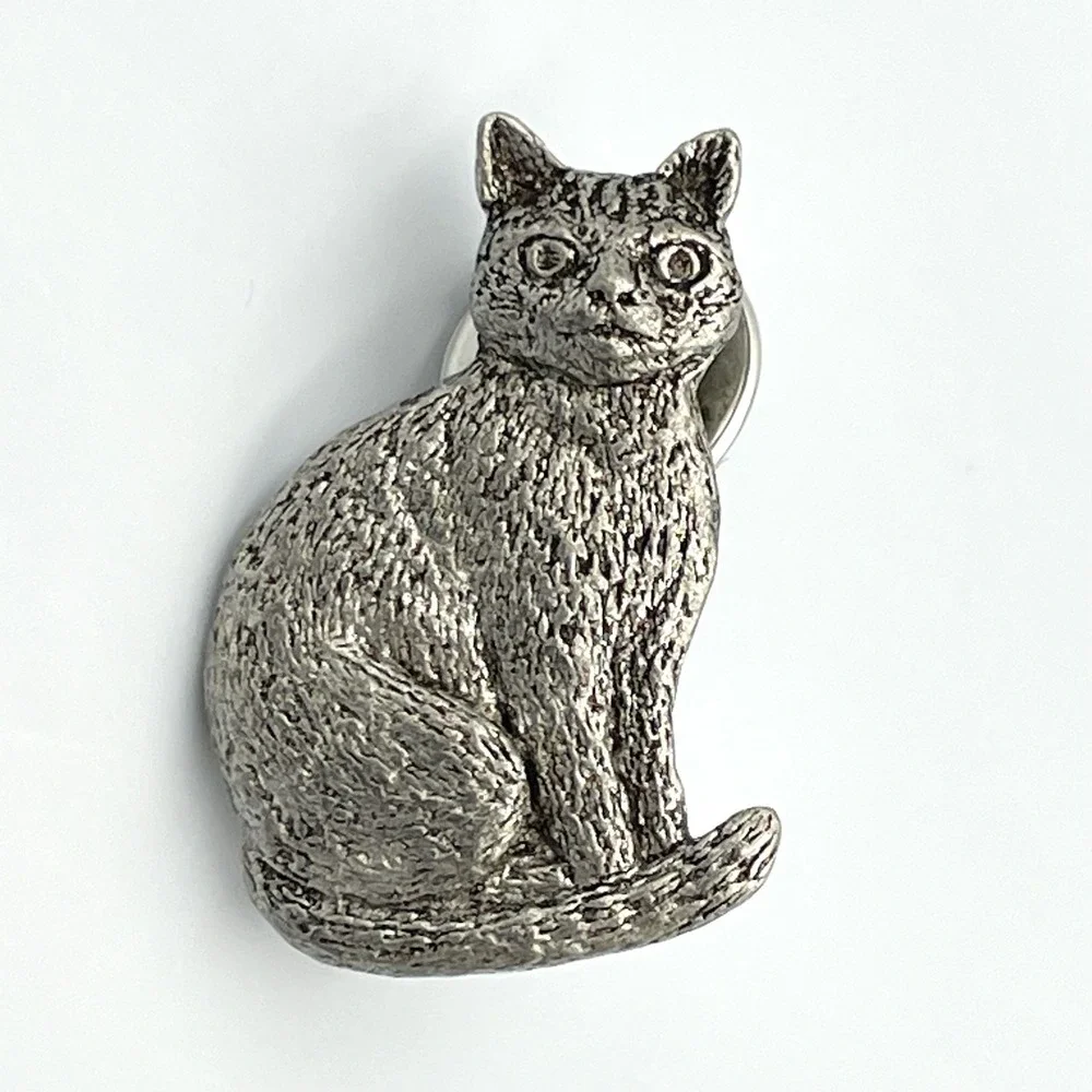 Vintage 1999‎ GG Harris Pewter Cat Lapel Pin Figural Signed 439 Cat